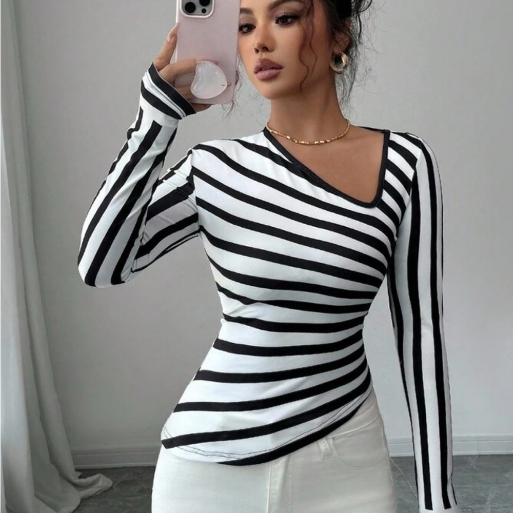 SHEIN Black and White Asymmetrical Striped Top